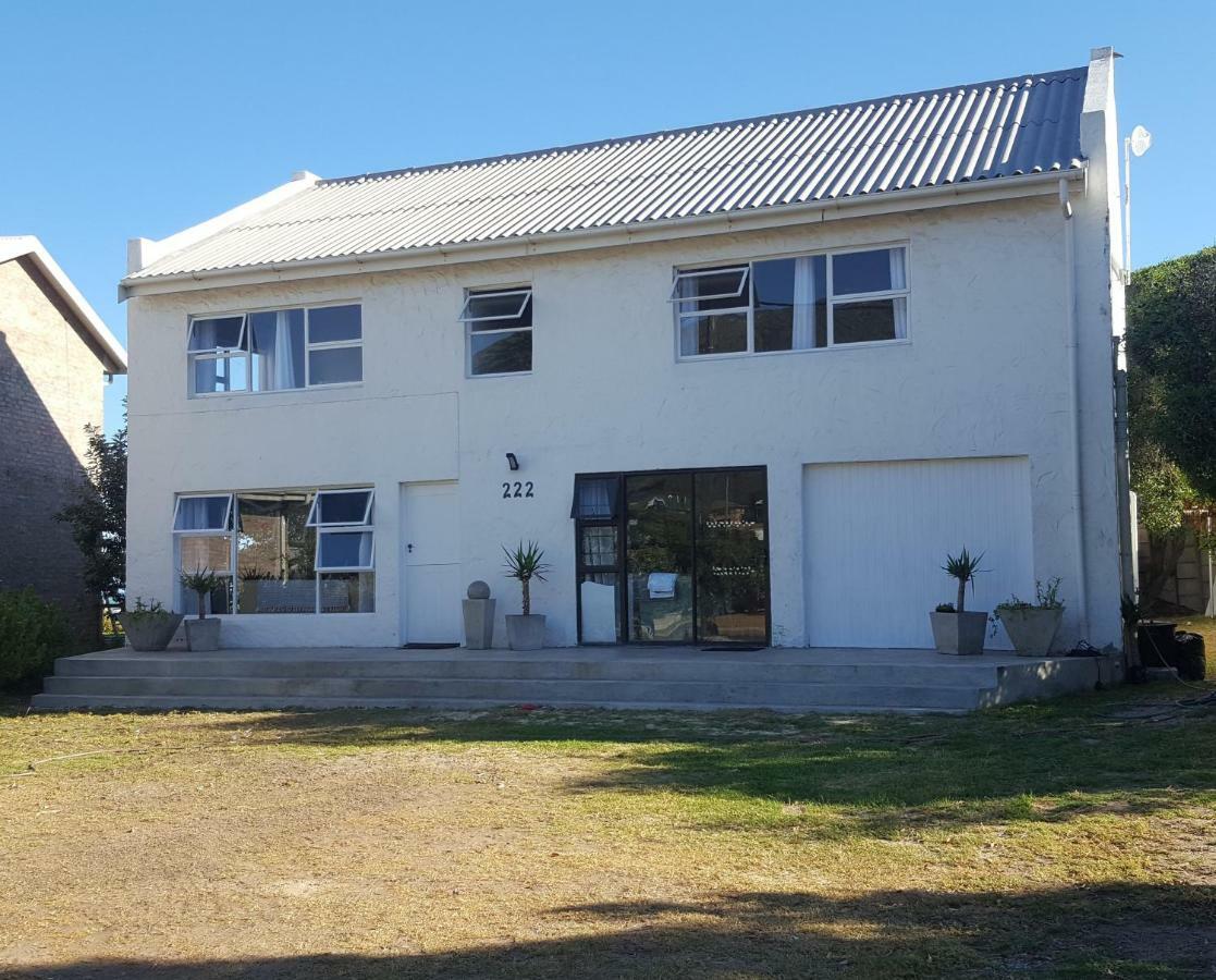 Breeze In Vila Agulhas Exterior foto